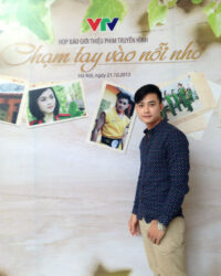 Chạm Tay Vào Nỗi Nhớ