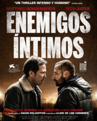 Kẻ thù thân cận