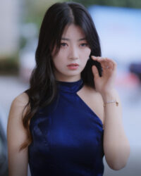 Sư Tỷ Không Chịu Nổi Nữa